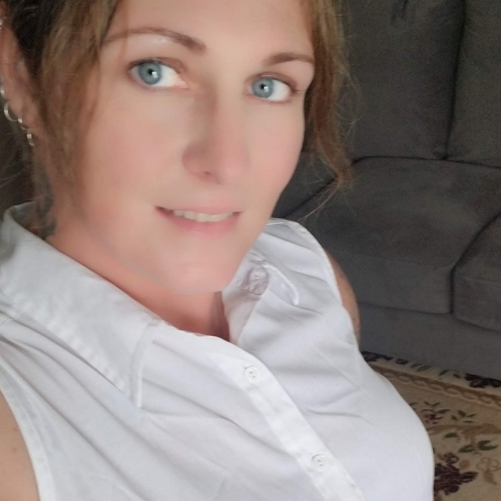 Meet your Posher, Carrie